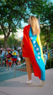 We, Venezuelans people, are grateful for the intervention and for helping us with this step towards our freedom. 

#venezuela🇻🇪 #venezuelan #venezuelalibre🇻🇪 #potus #freedom